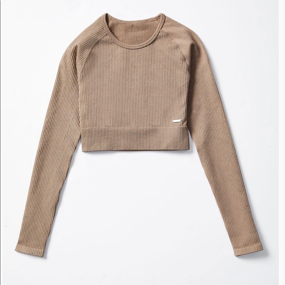 Lilia’s Active Ribbed Knit Set - Top and Pant - Size M & S - Picture 3 of 14